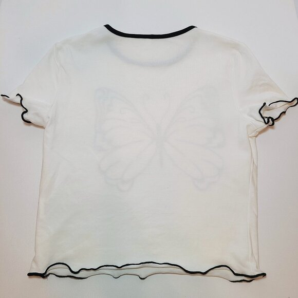 Y2K Ringer Tee with Bold Butterfly Graphic – Size Medium - Picture 4 of 10